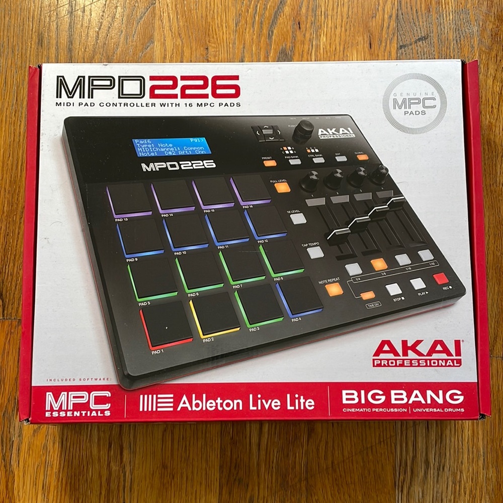 AKAI MPD 226 pad controller